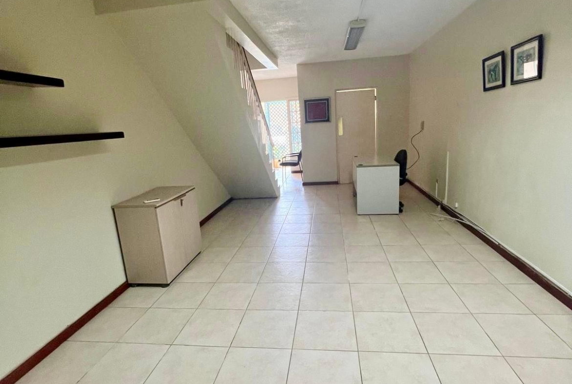 Fifth image of 6-1d-1e Braemar Avenue in Kingston 5, St. Andrew, Jamaica - property is For Rent