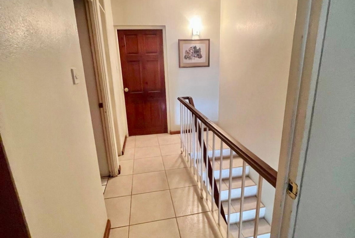 Sixth image of 6-1d-1e Braemar Avenue in Kingston 5, St. Andrew, Jamaica - property is For Rent