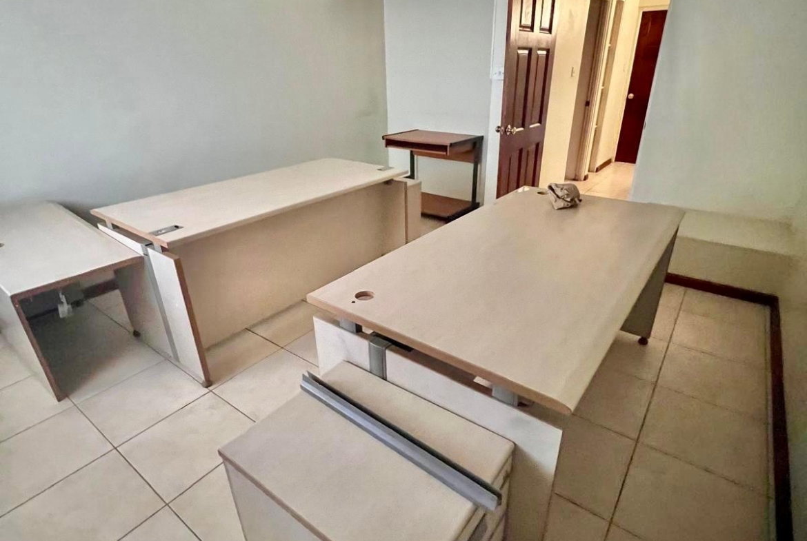 Ninth image of 6-1d-1e Braemar Avenue in Kingston 5, St. Andrew, Jamaica - property is For Rent