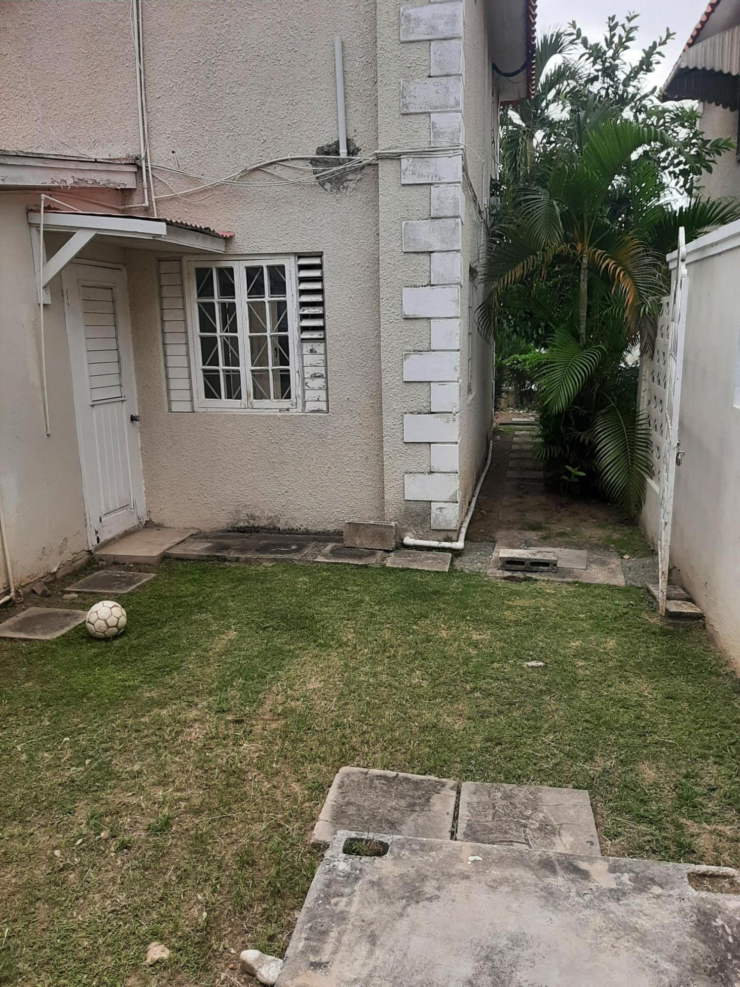 Ninth image of 4-4 Munroe Close in Kingston 6, St. Andrew, Jamaica - property is For Sale
