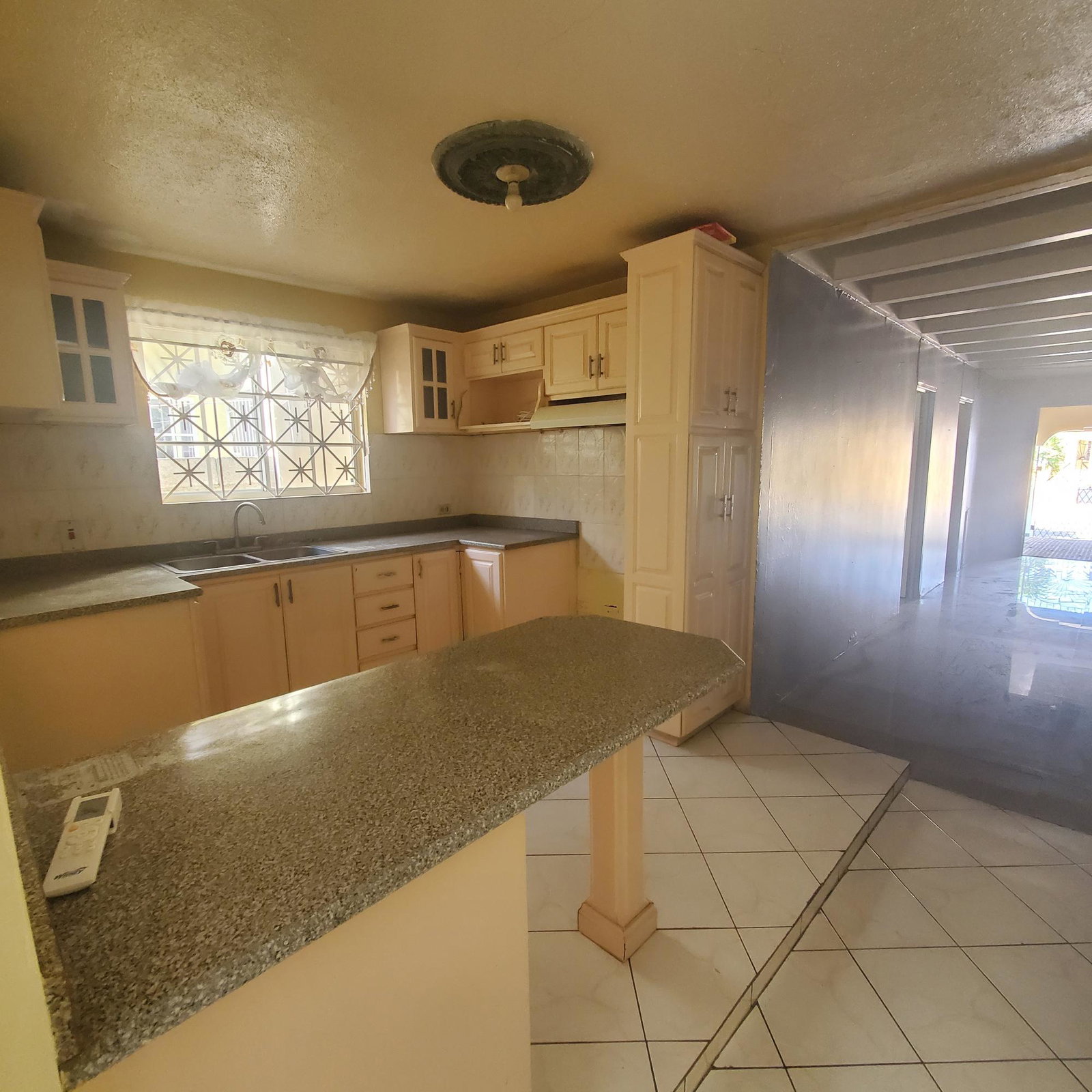 Tenth image of 6 East Calder Portmore in Greater Portmore, St. Catherine, Jamaica - property is For Sale