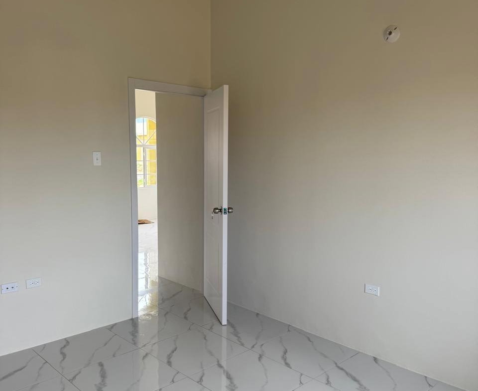 Fifth image of 1538-60 Paprika Drive, Phoenix pa in Phoenix Park, St. Catherine, Jamaica - property is For Rent