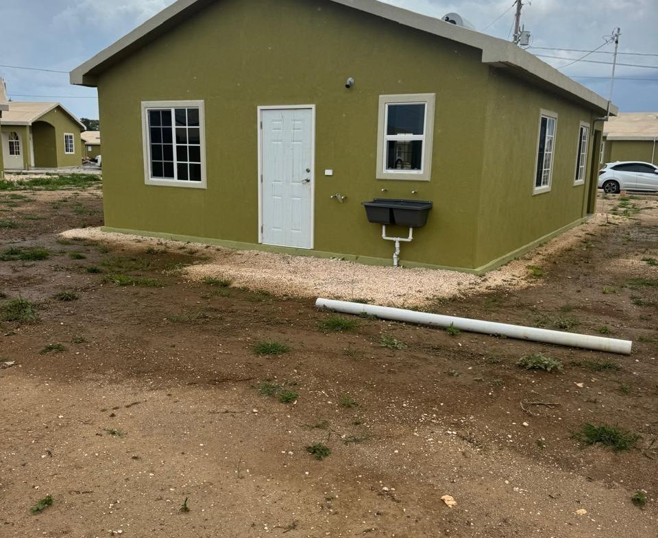 Seventh image of 1538-60 Paprika Drive, Phoenix pa in Phoenix Park, St. Catherine, Jamaica - property is For Rent