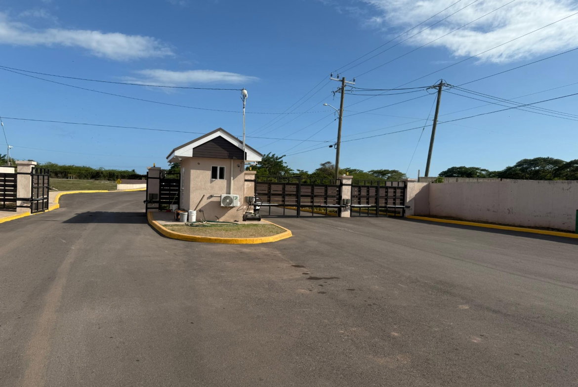 Fourth image of 499 Whim Estate, Phase 1, Blo in Old Harbour, St. Catherine, Jamaica - property is For Rent