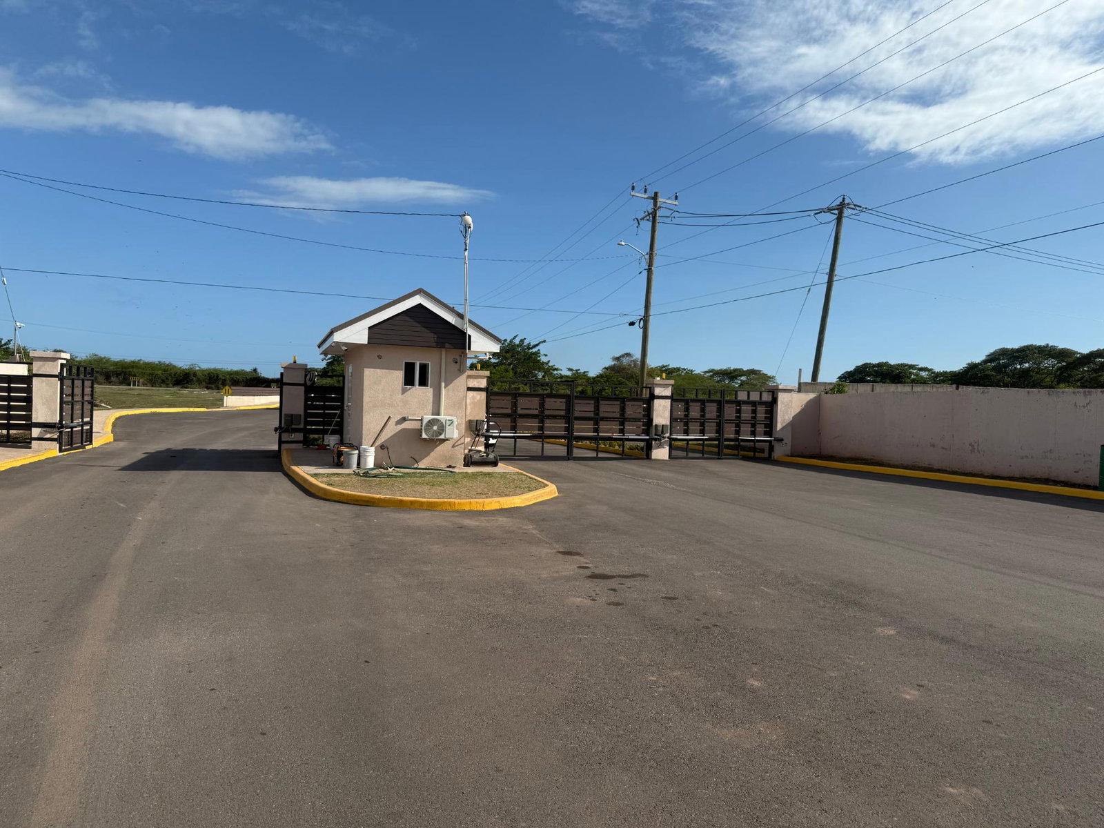 Fourth image of 499 Whim Estate, Phase 1, Blo in Old Harbour, St. Catherine, Jamaica - property is For Rent