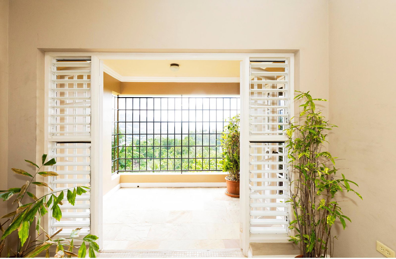 Casa-Monte-Estate-St.-Andrew-Jamaica-6-Bedroom-Resort-Villa-for-Sale Twelfth image of 20- Casa Monte Estate Old st in Kingston 9, St. Andrew, Jamaica - property is For Sale