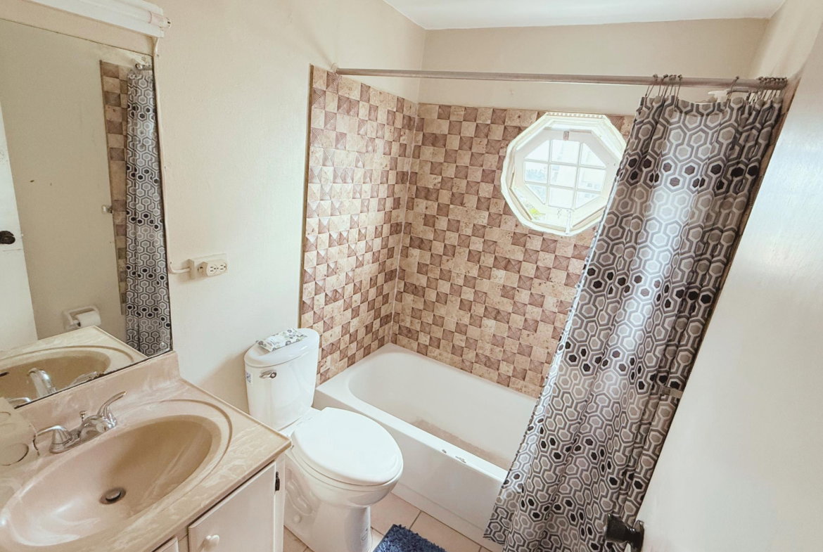 Eleventh image of 306g-114 - 116 Constant Spring Road in Kingston 8, St. Andrew, Jamaica - property is For Sale