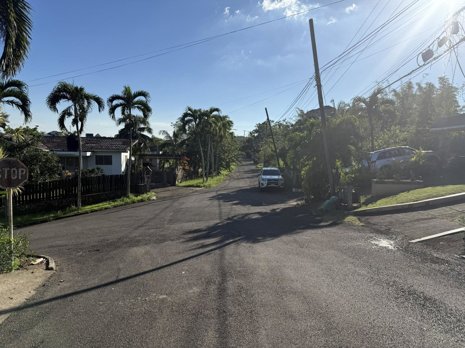 Charming-2-Bed-2.5-Bath-Townhouse-for-Sale-in-Sherbourne-Heights-St.-Andrew Second image of 12-12 Amour Close, Sherbourne h in Stony Hill P.O., St. Andrew, Jamaica - property is For Sale