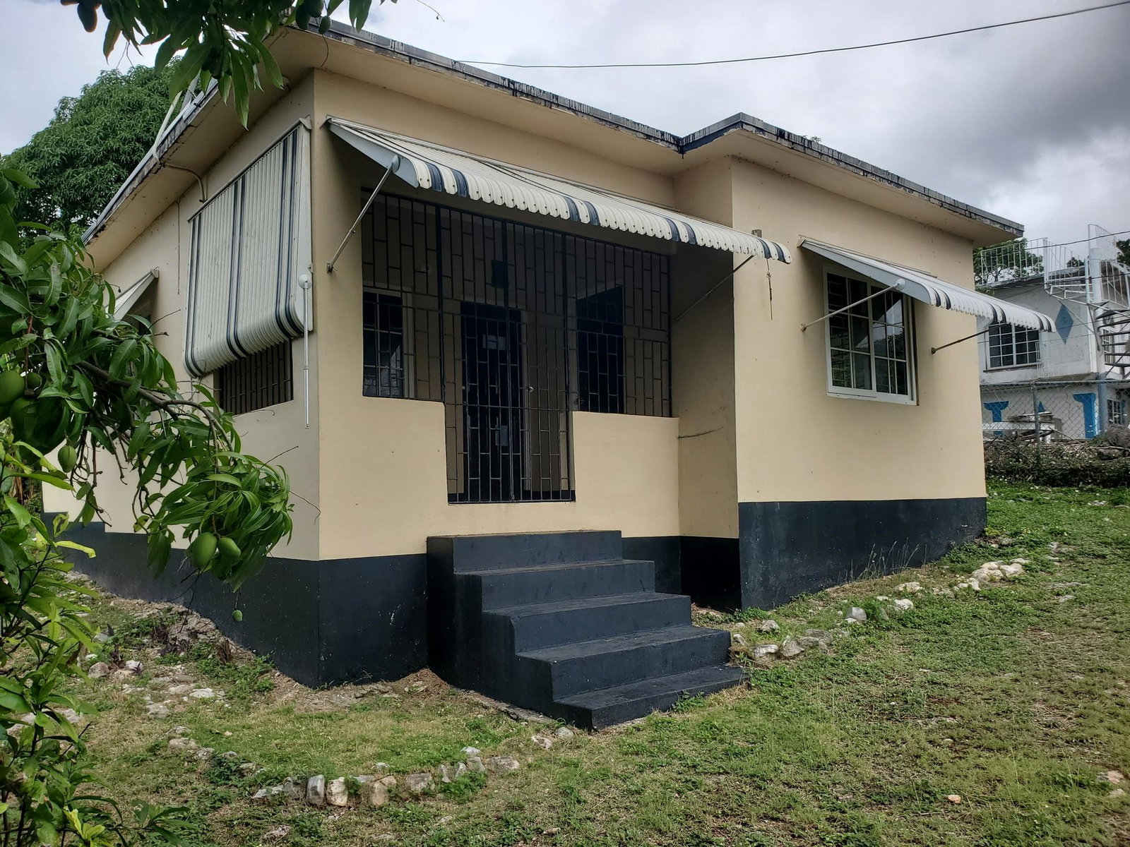Charming-2-Bedroom-Country-House-for-Sale-in-White-Horses-St.-Thomas-Jamaica Ninth image of White Horses in WHITE HORSES, St. Thomas, Jamaica - property is For Sale