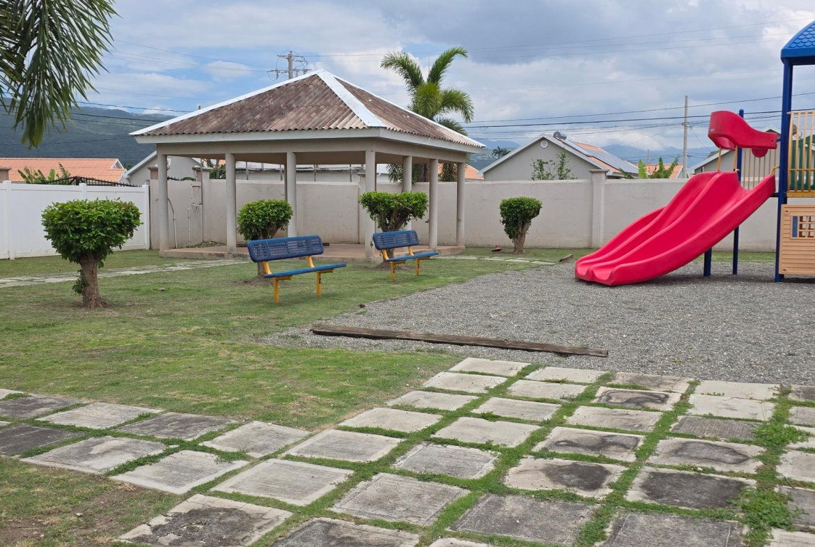 Nineteenth image of 67- Trivion Ring, Caymanas es in Caymanas, St. Catherine, Jamaica - property is For Rent