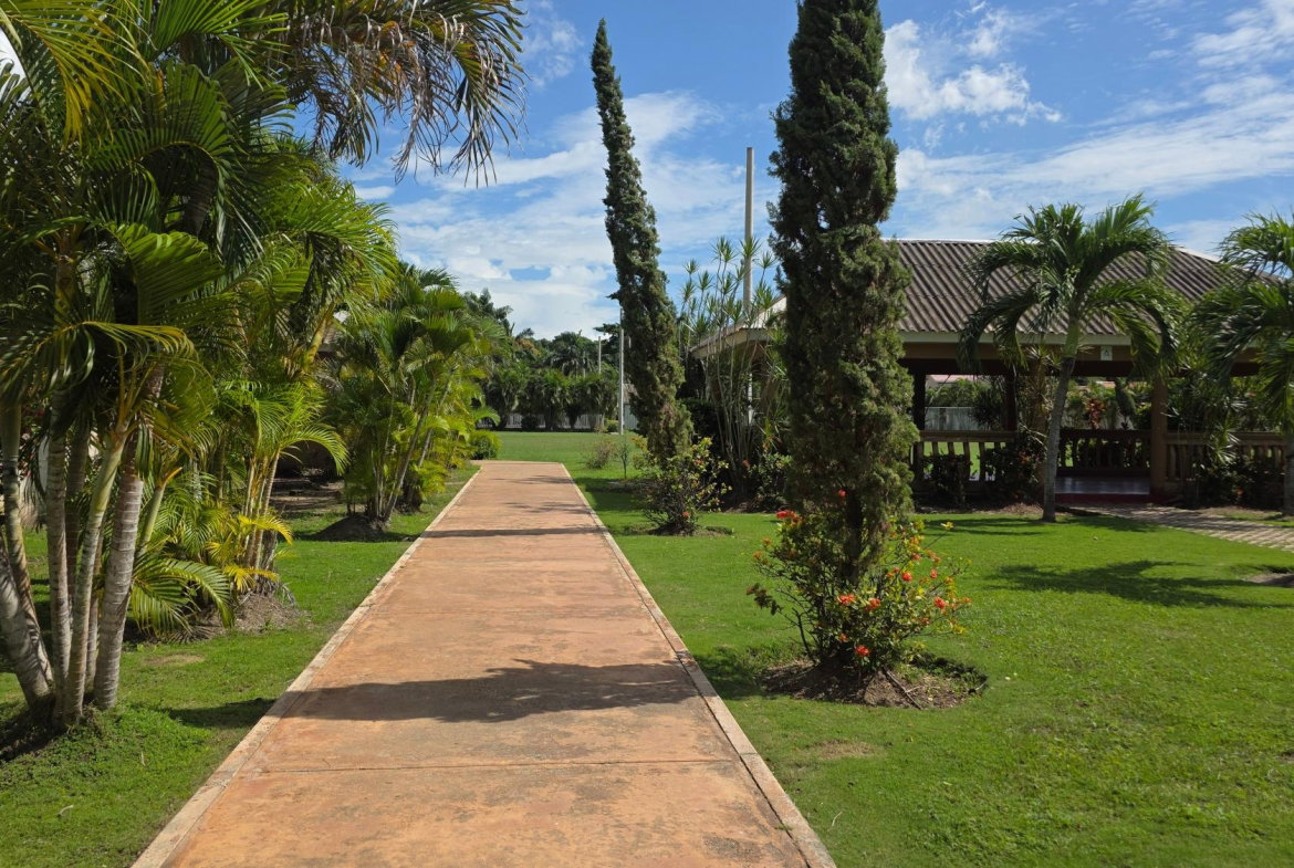 Twenty-First image of 67- Trivion Ring, Caymanas es in Caymanas, St. Catherine, Jamaica - property is For Rent