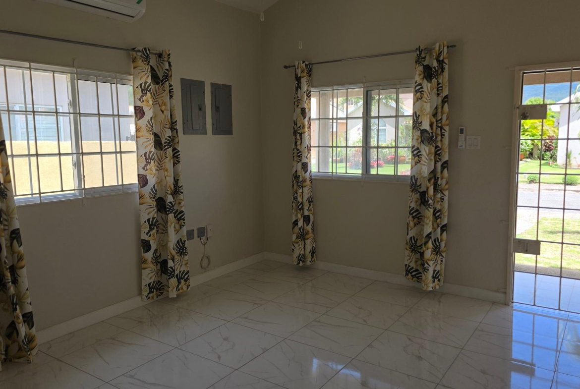 Tenth image of 67- Trivion Ring, Caymanas es in Caymanas, St. Catherine, Jamaica - property is For Rent