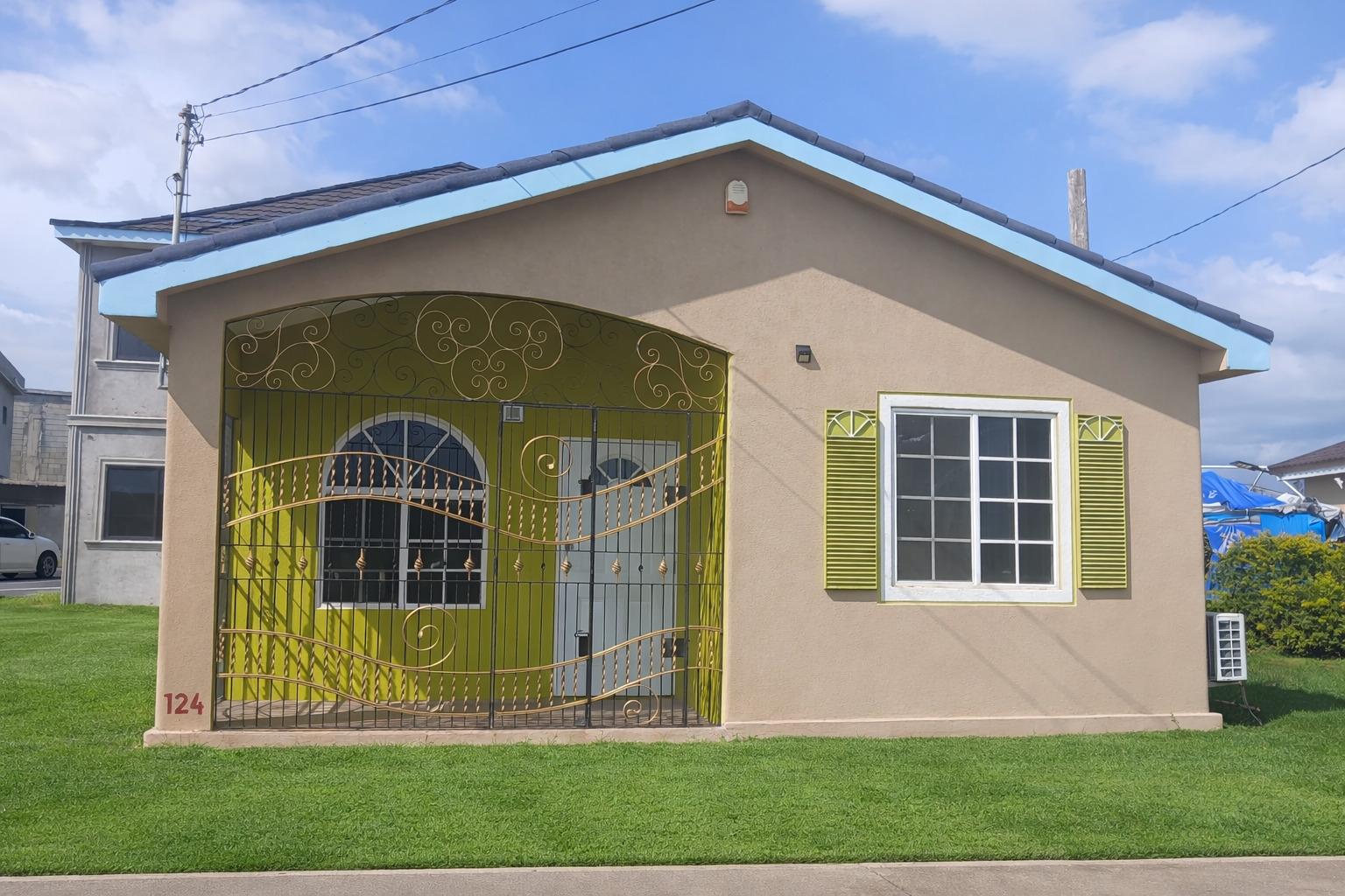 Second image of 124 Phoenix Park Village in Greater Portmore, St. Catherine, Jamaica - property is For Rent