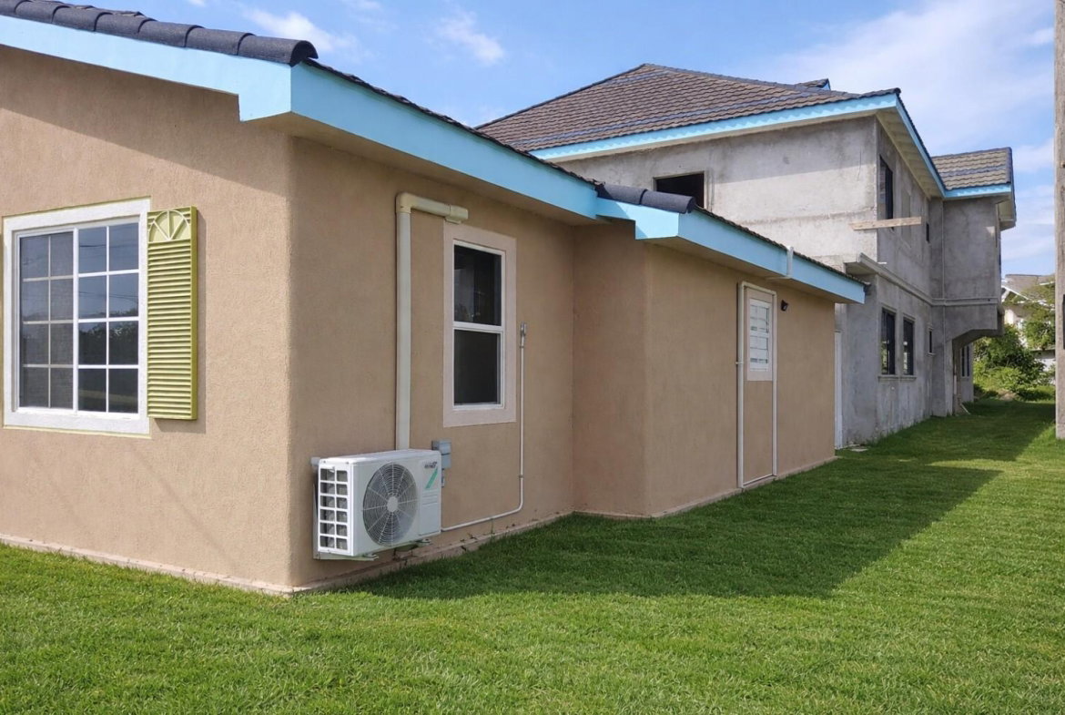 Fourth image of 124 Phoenix Park Village in Greater Portmore, St. Catherine, Jamaica - property is For Rent