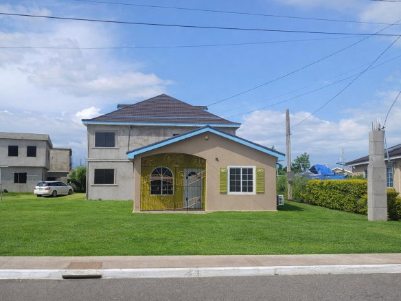 First image of 124 Phoenix Park Village in Greater Portmore, St. Catherine, Jamaica - property is For Rent