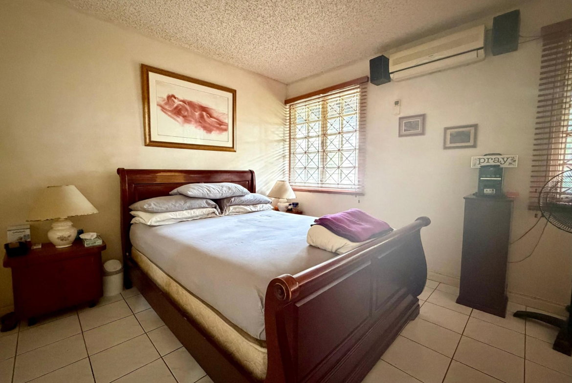 Eleventh image of 4-3 Broadway Road in Kingston 8, St. Andrew, Jamaica - property is For Sale