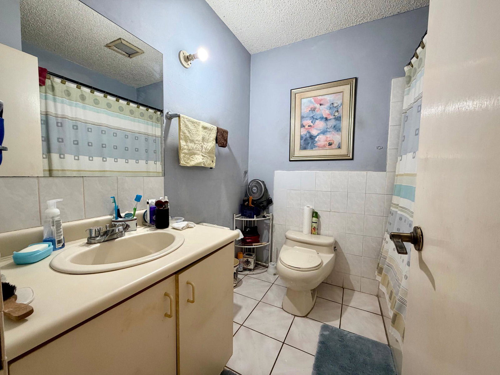 Twelfth image of 4-3 Broadway Road in Kingston 8, St. Andrew, Jamaica - property is For Sale