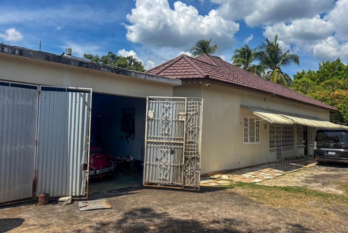 Second image of Ellis Street, Porus in Porus, Manchester, Jamaica - property is For Sale
