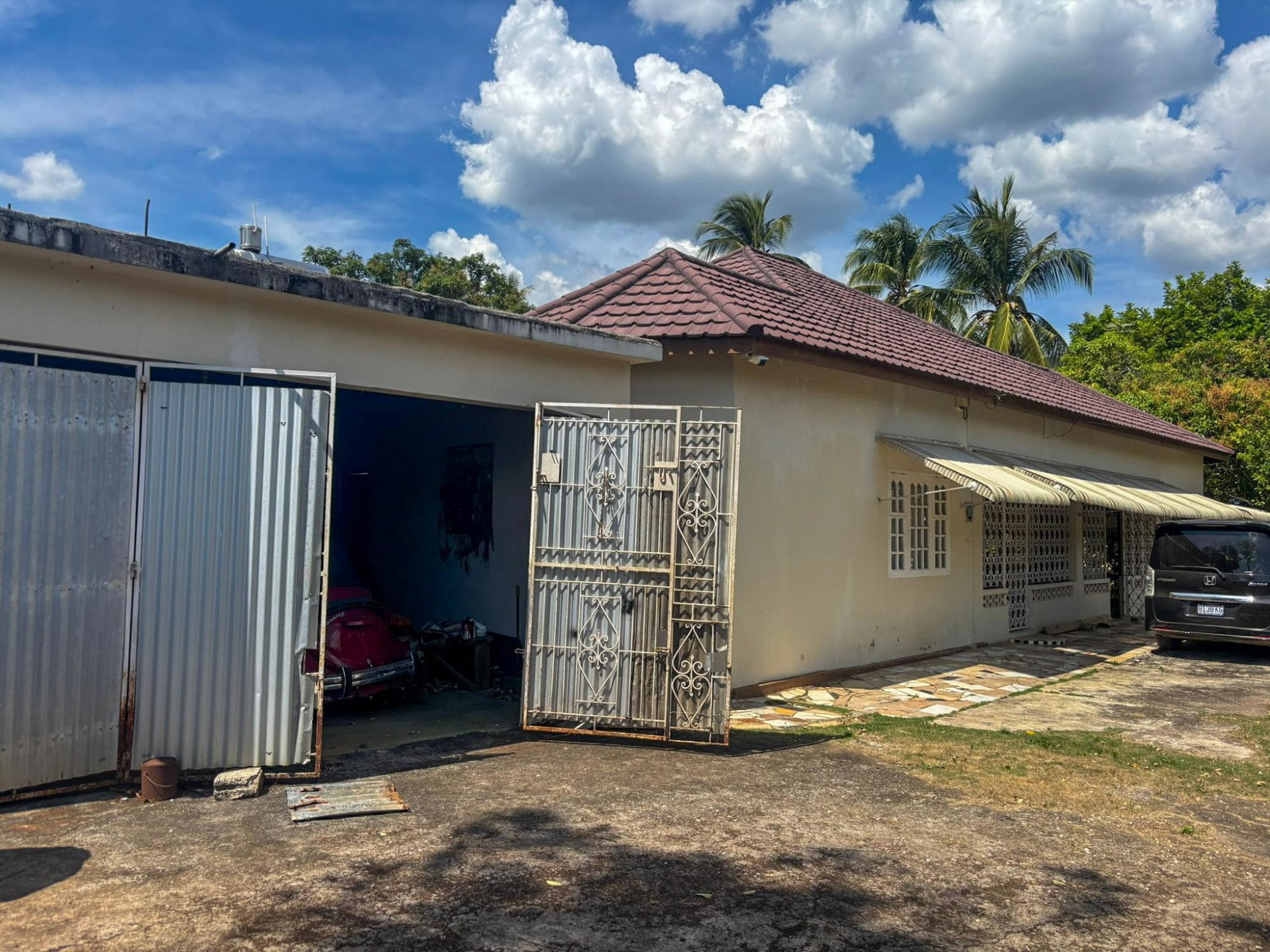Charming-3-Bed-Split-Level-on-34-Acre-in-Porus-Manchester-Ellis-Street Second image of Ellis Street, Porus in Porus, Manchester, Jamaica - property is For Sale