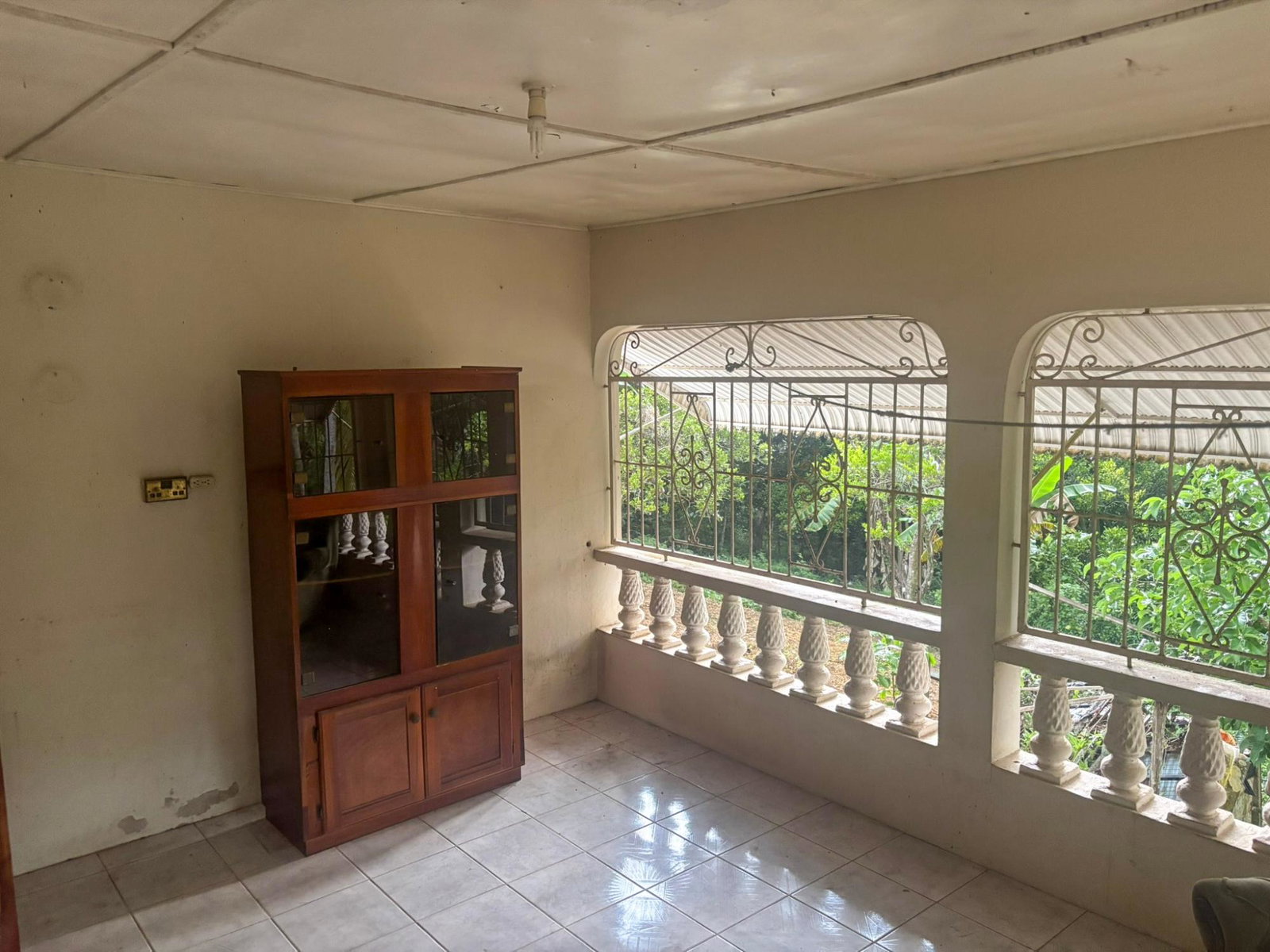 Charming-3-Bed-Split-Level-on-34-Acre-in-Porus-Manchester-Ellis-Street Fourteenth image of Ellis Street, Porus in Porus, Manchester, Jamaica - property is For Sale