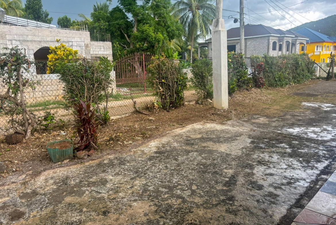 Seventeenth image of Ellis Street, Porus in Porus, Manchester, Jamaica - property is For Sale