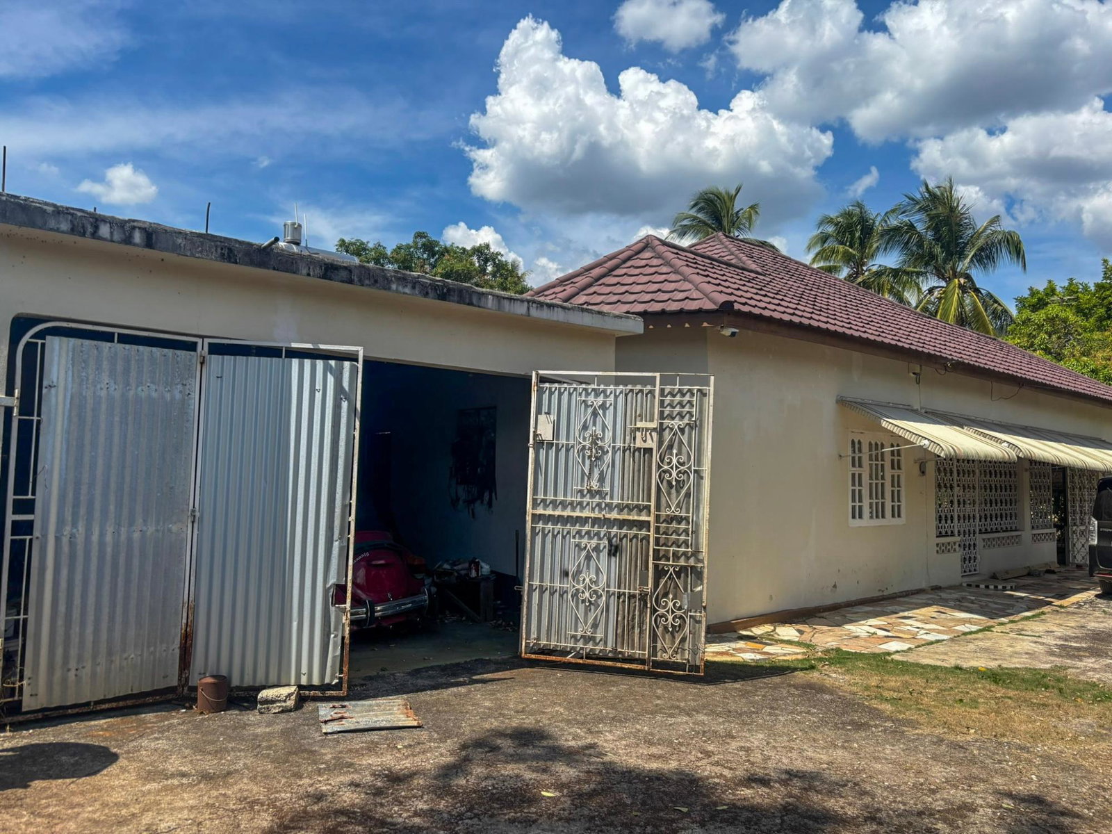 Charming-3-Bed-Split-Level-on-34-Acre-in-Porus-Manchester-Ellis-Street Third image of Ellis Street, Porus in Porus, Manchester, Jamaica - property is For Sale