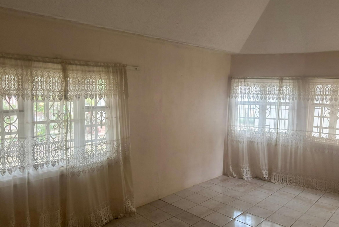 Tenth image of Ellis Street, Porus in Porus, Manchester, Jamaica - property is For Sale