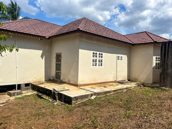 First image of Ellis Street, Porus in Porus, Manchester, Jamaica - property is For Sale