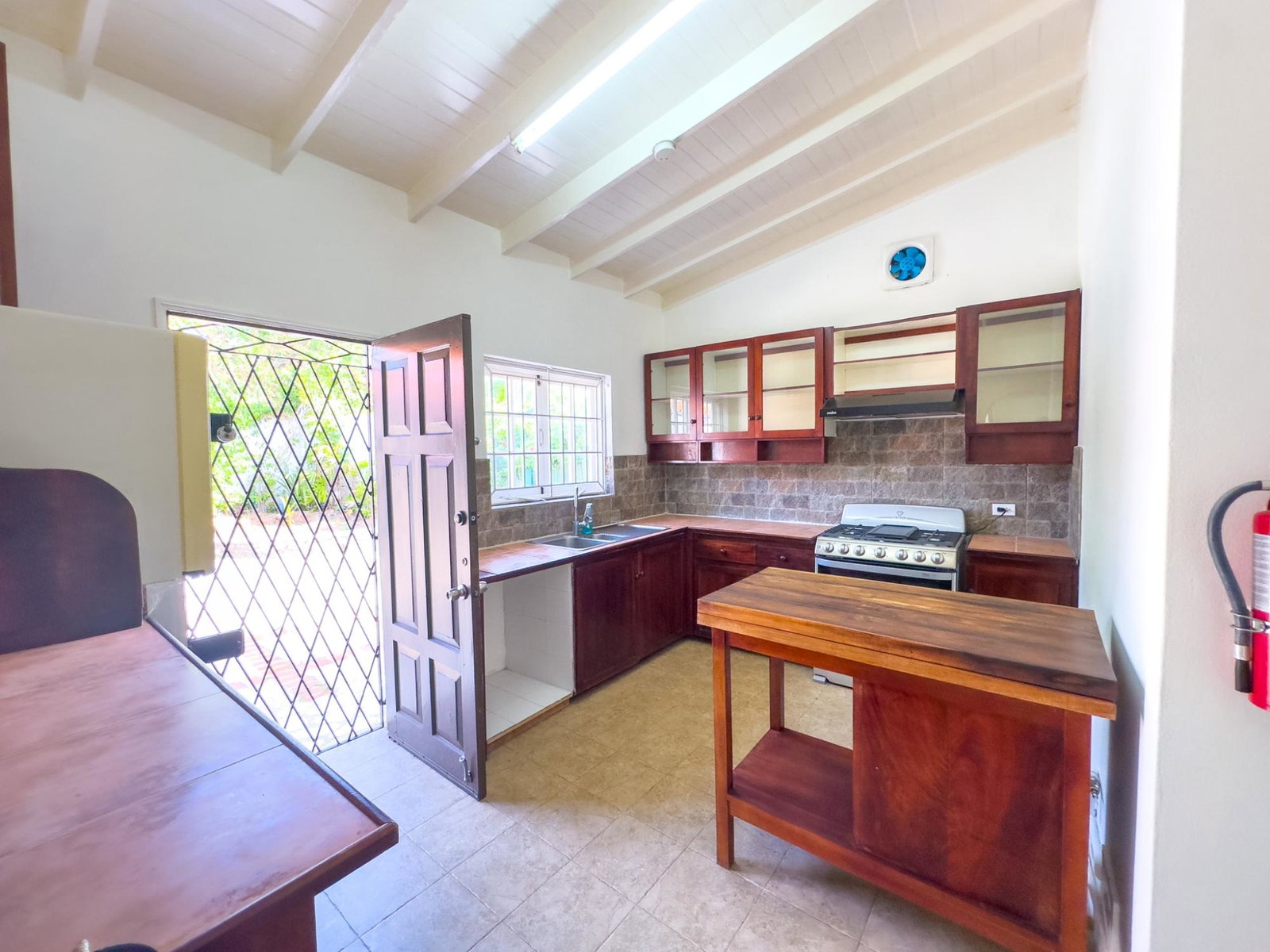 Charming-3-Bedroom-Furnished-Townhouse-for-Rent-in-St.-Ann-Jamaica Thirteenth image of 26- Eltham Close in Ocho Rios, St. Ann, Jamaica - property is For Rent