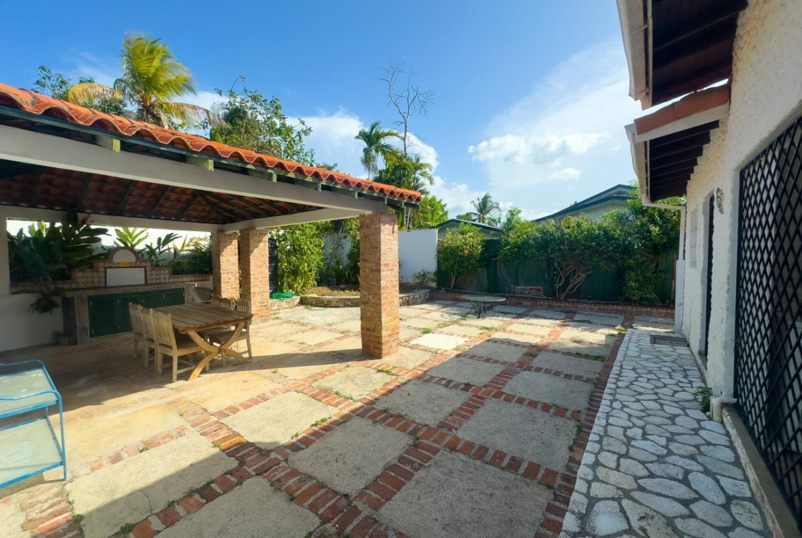 Fourth image of 26- Eltham Close in Ocho Rios, St. Ann, Jamaica - property is For Rent