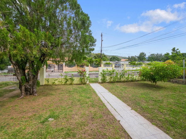 Thirteenth image of 27 Hialeah Drive in Kingston 19, St. Andrew, Jamaica - property is For Sale