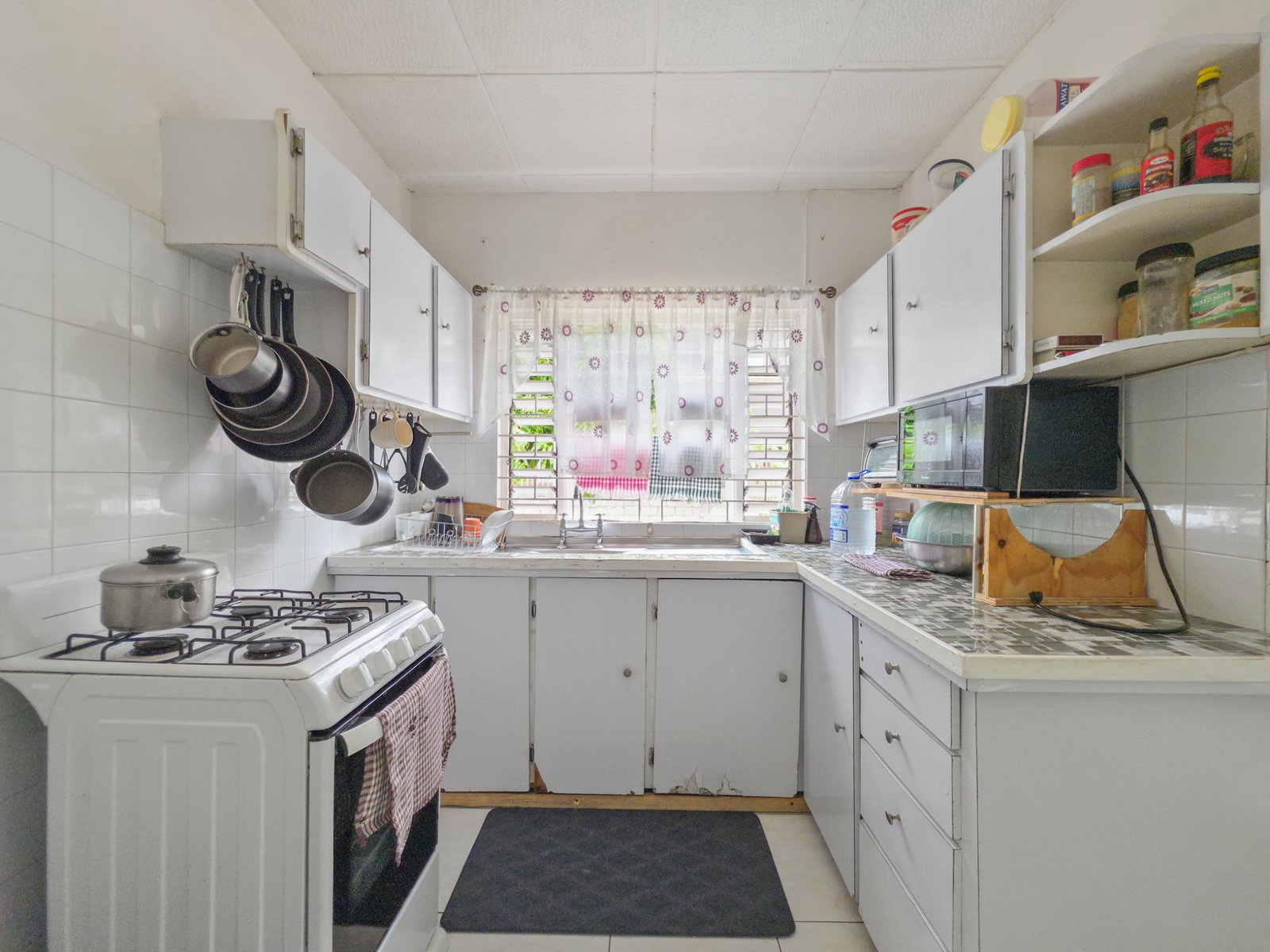 Fifth image of 27 Hialeah Drive in Kingston 19, St. Andrew, Jamaica - property is For Sale