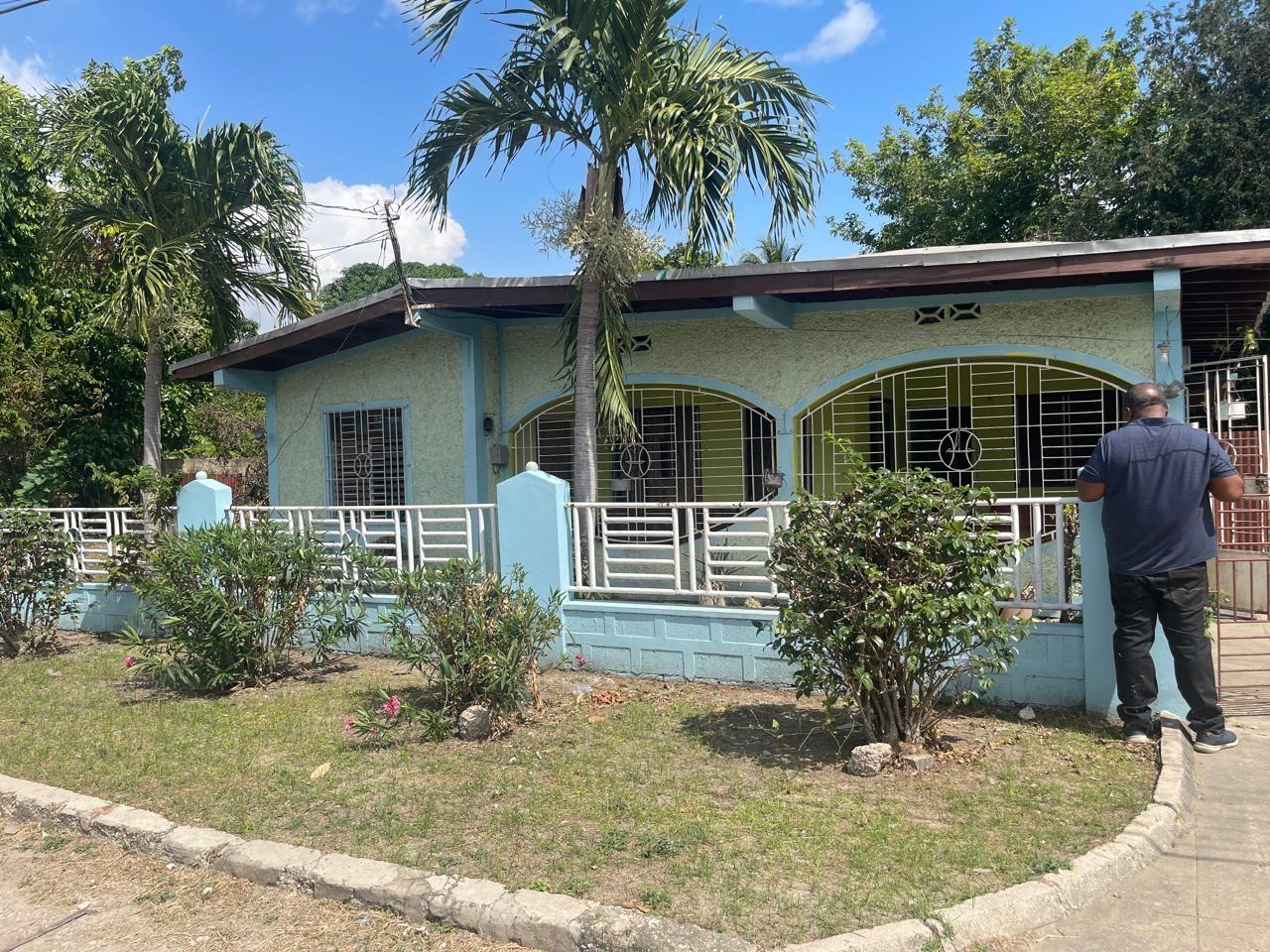 Fourth image of 18 Kingsly Close in Spanish Town, St. Catherine, Jamaica - property is For Sale