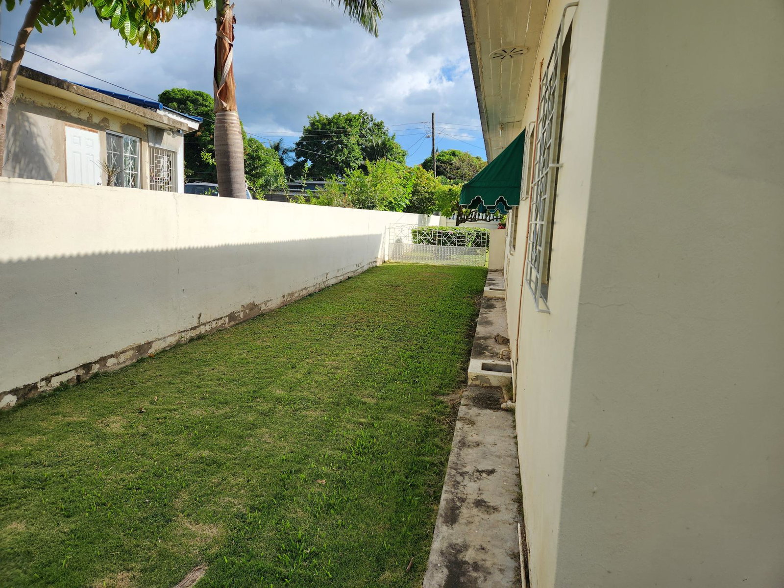 Ninth image of 26 Sunnyfield Drive in Kingston 19, St. Andrew, Jamaica - property is For Sale