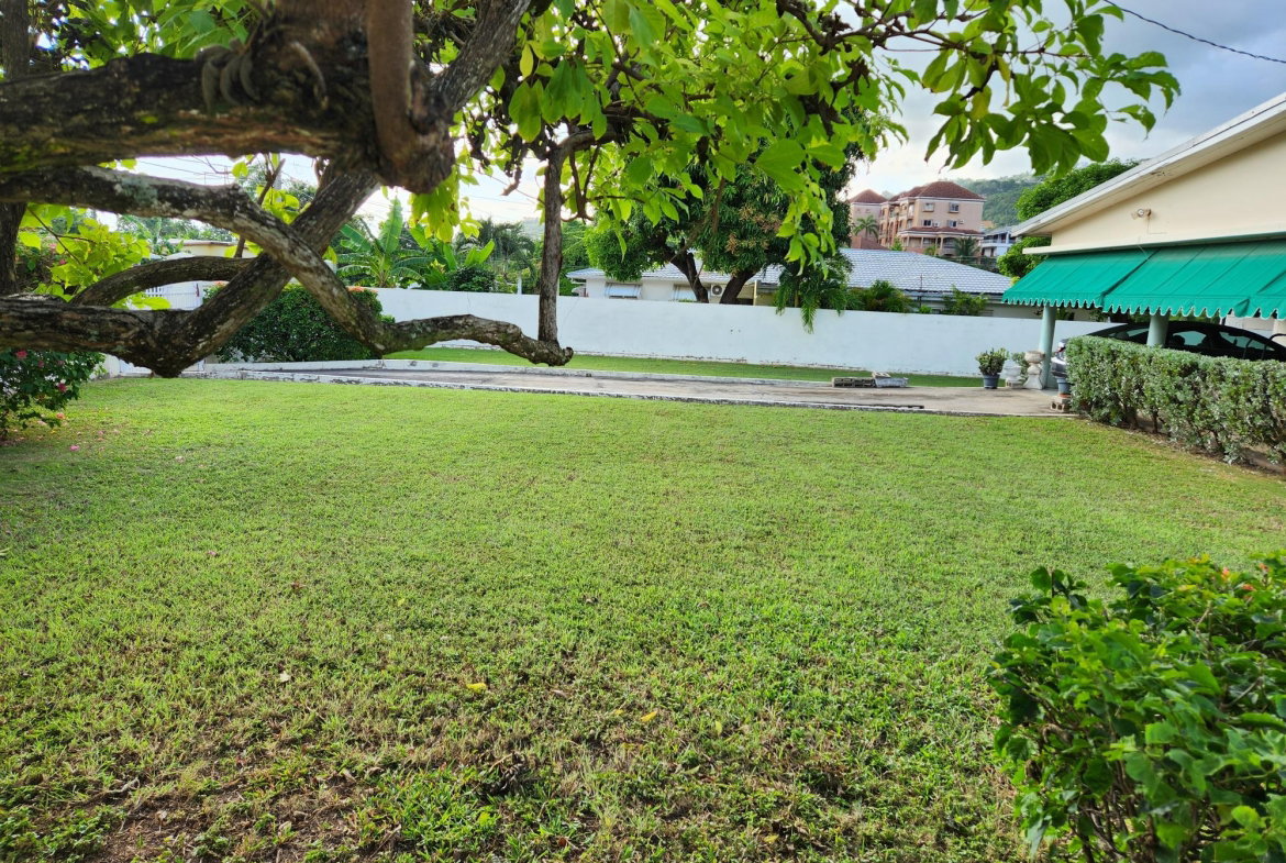 Tenth image of 26 Sunnyfield Drive in Kingston 19, St. Andrew, Jamaica - property is For Sale