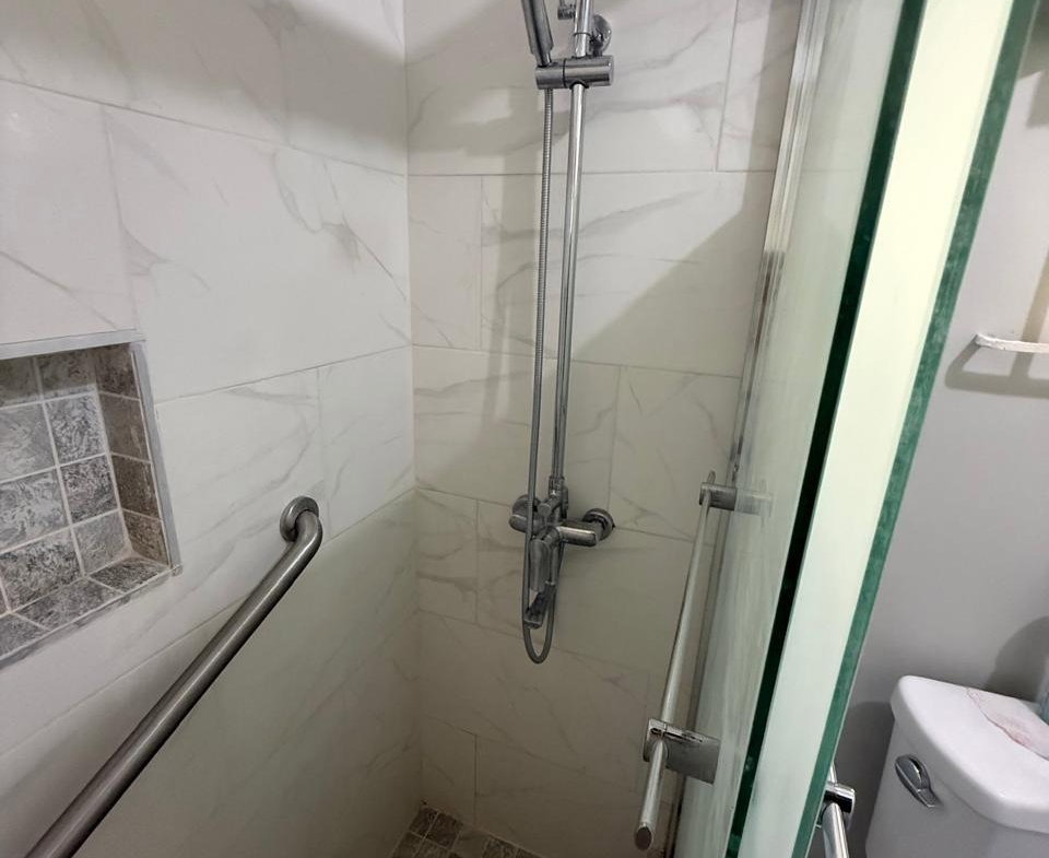 Twenty-First image of 2a Glenview Terr in Kingston 6, St. Andrew, Jamaica - property is For Sale