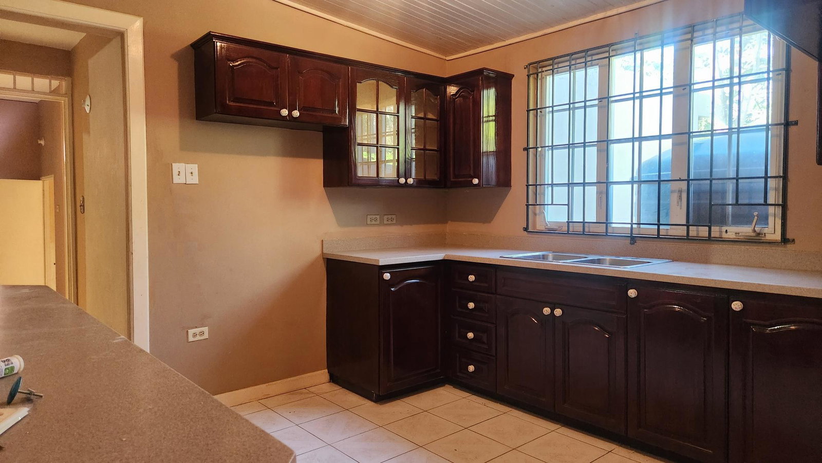 Charming-5-Bedroom-House-for-Sale-in-Plantation-Springs-St.-Andrew-Jamaica Eleventh image of 4- Pinewood Drive in Kingston 19, St. Andrew, Jamaica - property is For Sale