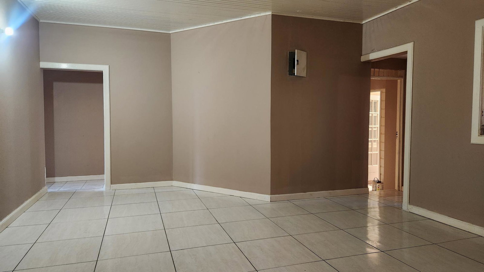 Charming-5-Bedroom-House-for-Sale-in-Plantation-Springs-St.-Andrew-Jamaica Eighth image of 4- Pinewood Drive in Kingston 19, St. Andrew, Jamaica - property is For Sale