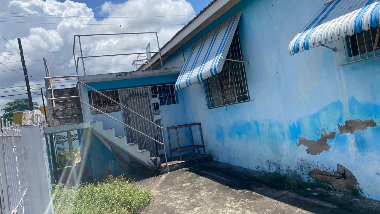Charming-5-Bedroom-House-for-Sale-on-Upper-Mall-Road-Kingston-St.-Andrew Fifth image of 17 Upper Mall Road in Kingston 11, St. Andrew, Jamaica - property is For Sale