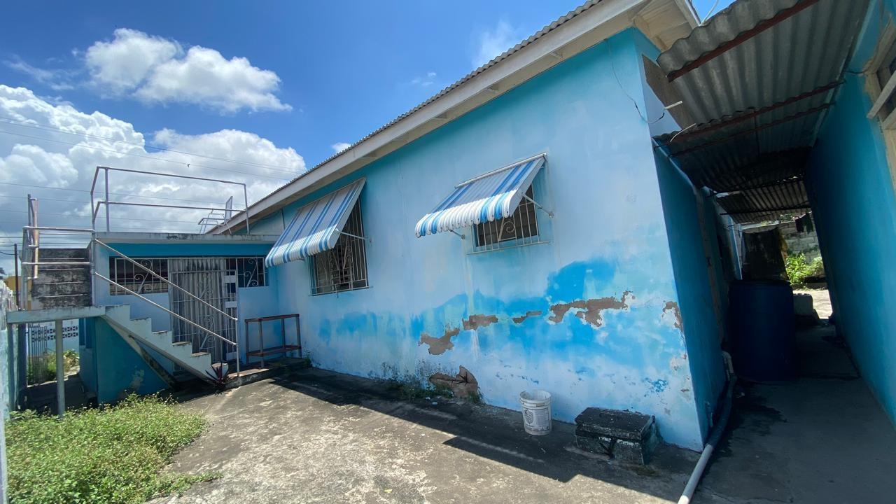 Charming-5-Bedroom-House-for-Sale-on-Upper-Mall-Road-Kingston-St.-Andrew Sixth image of 17 Upper Mall Road in Kingston 11, St. Andrew, Jamaica - property is For Sale