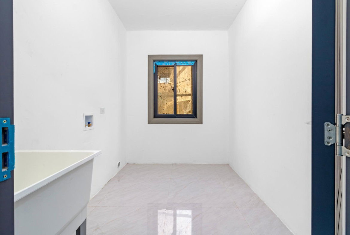 Sixteenth image of Apt 3-32 Rusell Heights in Kingston 8, St. Andrew, Jamaica - property is For Sale