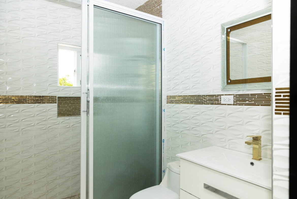 Eleventh image of 202 Tom Cringle Drive in Red Hills, St. Andrew, Jamaica - property is For Sale