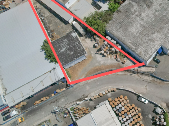 First image of 8 Retirement Crescent in Kingston 5, St. Andrew, Jamaica - property is For Sale