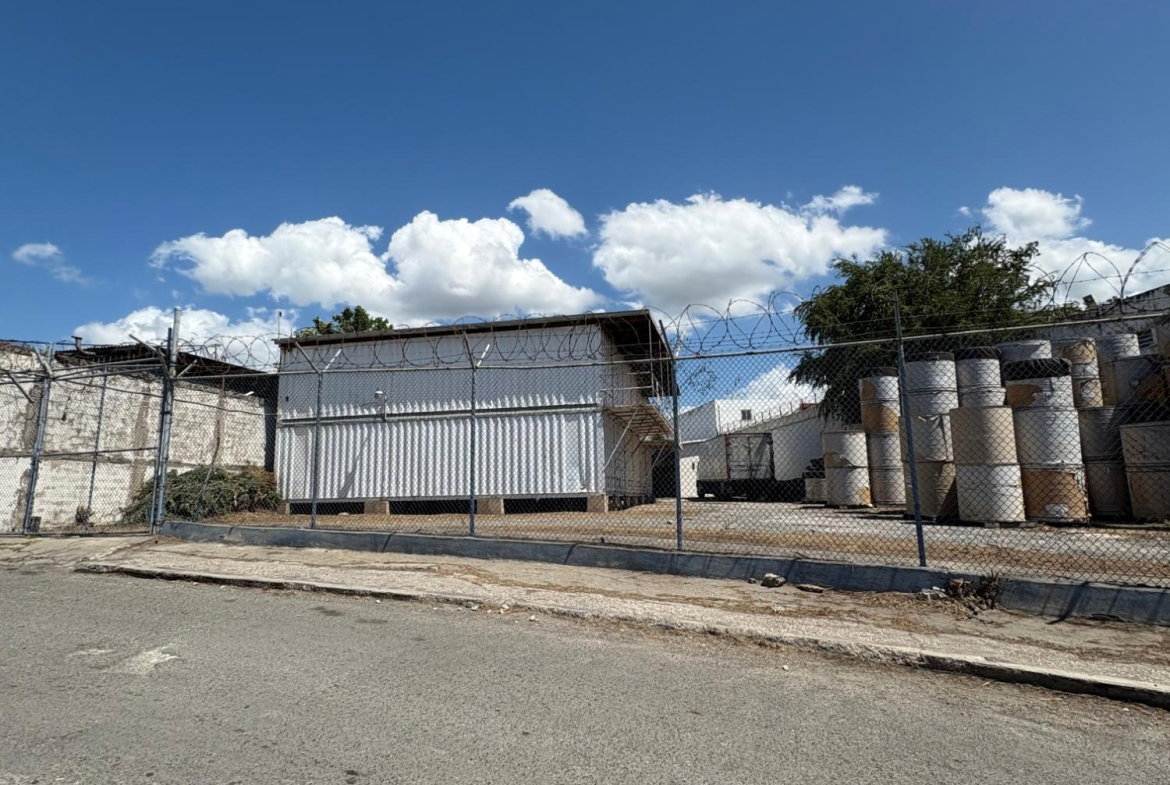 Eighth image of 8 Retirement Crescent in Kingston 5, St. Andrew, Jamaica - property is For Sale