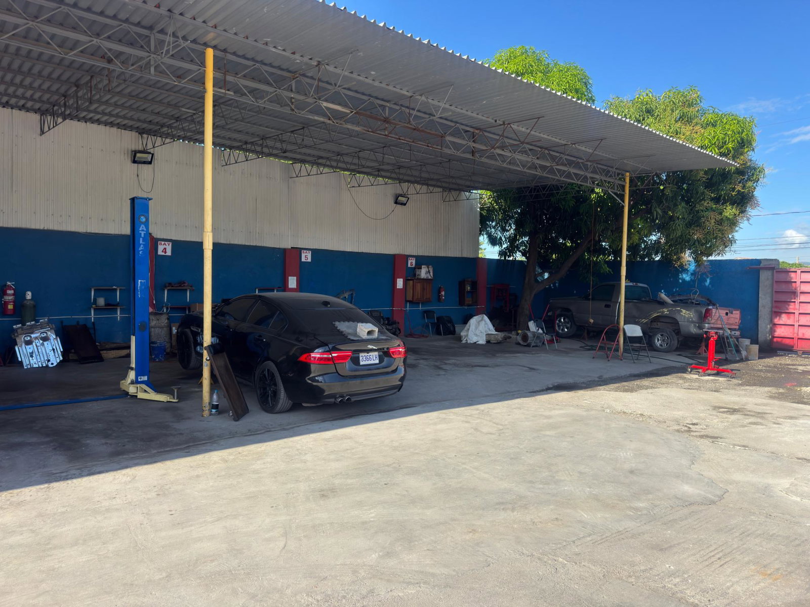 Commercial-Auto-Repair-Shop-for-Rent-in-Kingston-10-Jamaica-31-East-Road Third image of 31 East Road Kington 10 in Kingston 10, St. Andrew, Jamaica - property is For Rent
