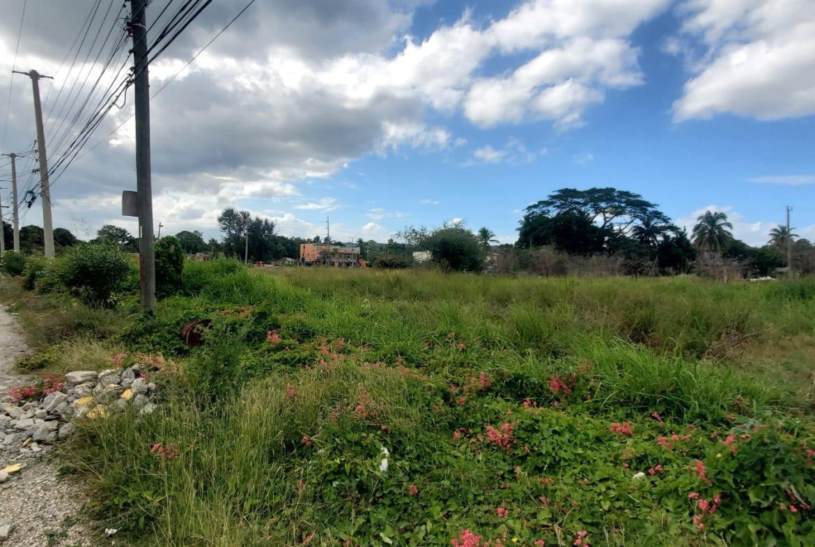 Fifth image of Part of Angels, st Cather in Angels, St. Catherine, Jamaica - property is For Rent