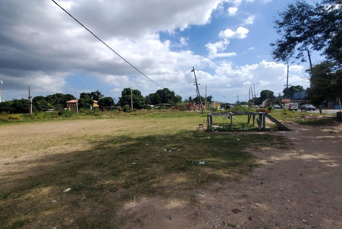 Sixth image of Part of Angels, st Cather in Angels, St. Catherine, Jamaica - property is For Rent