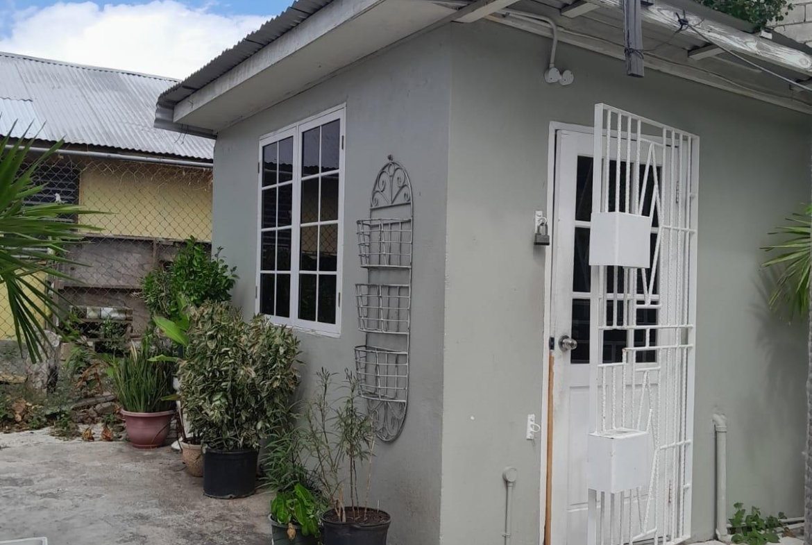 Ninth image of 7 Windsor Avenue, Kingston in Kingston 5, St. Andrew, Jamaica - property is For Rent