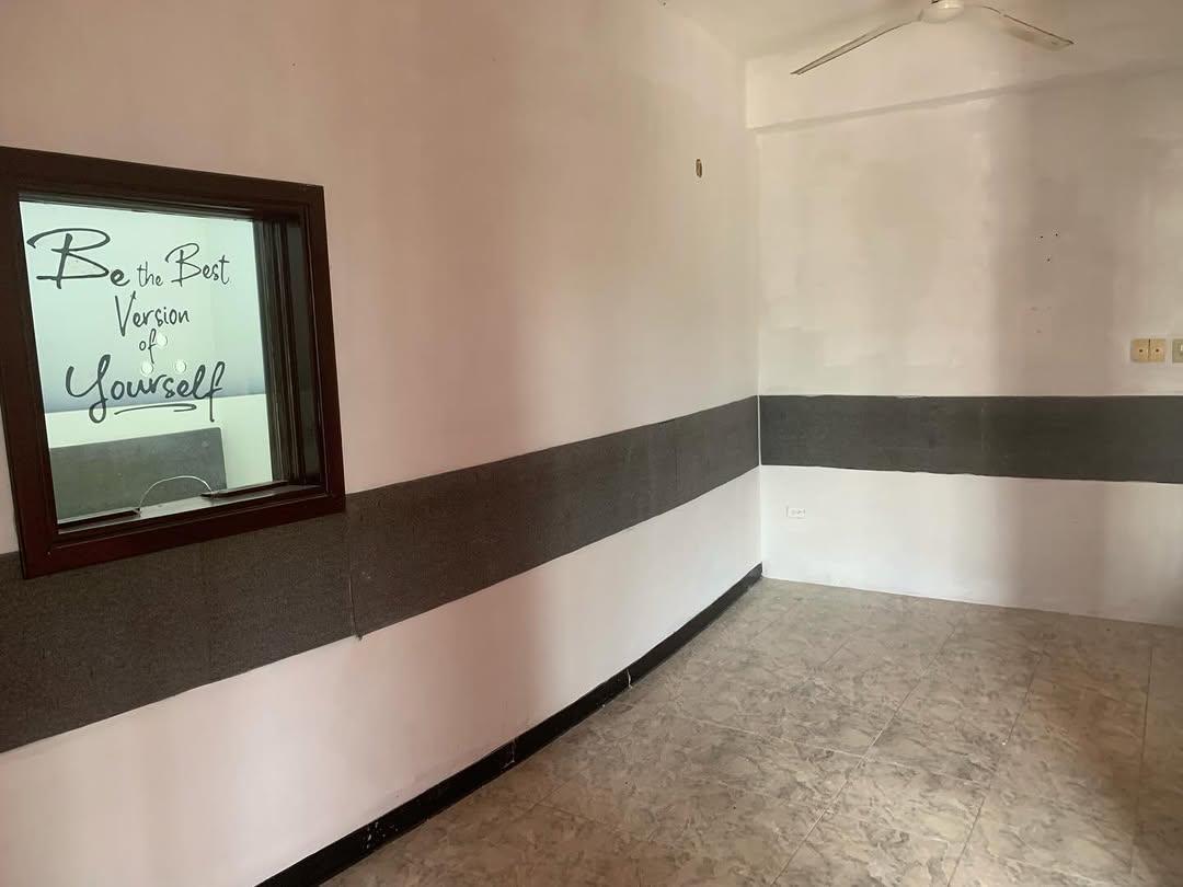 Commercial-Upstairs-Shop-Space-for-Rent-in-Savanna-la-Mar-Town-Centre-Jamaica Second image of 8 Lewis Street in SAVANNA LA MAR, Westmoreland, Jamaica - property is For Rent