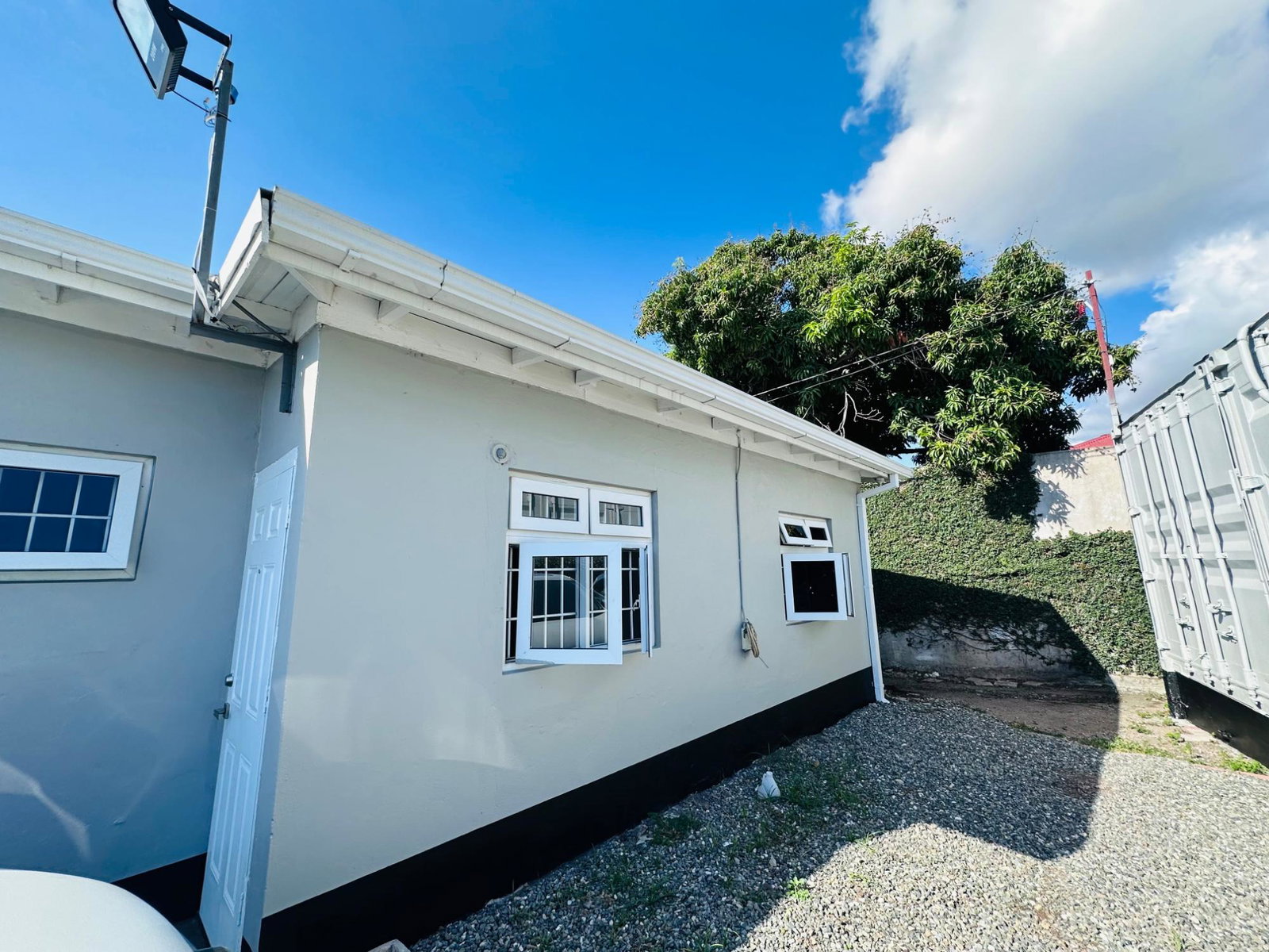 Second image of 3 South Ave in Kingston 5, St. Andrew, Jamaica - property is For Rent